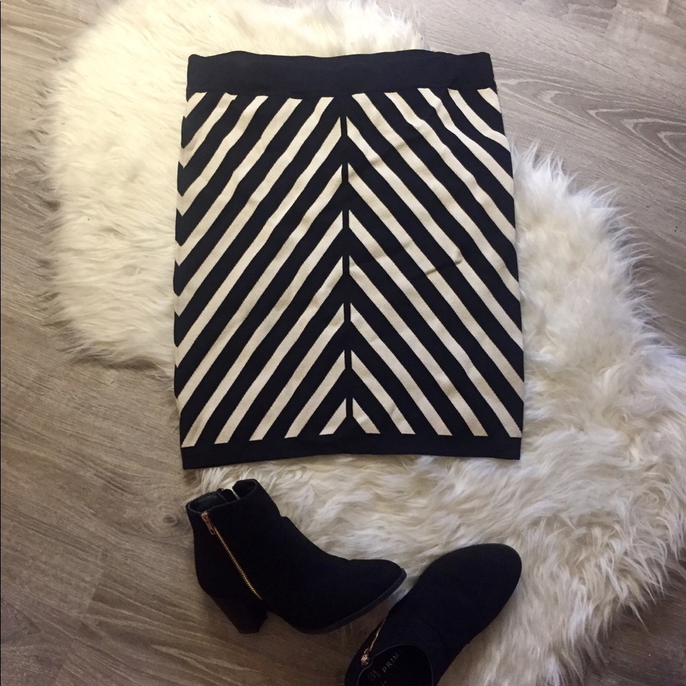Philosophy Sweater Knit Pencil Skirt